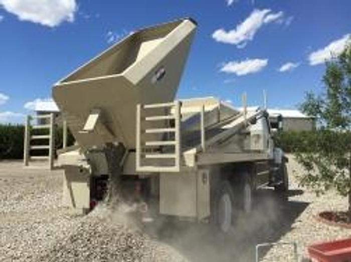 Used Flattanks/Gravel Support Truck