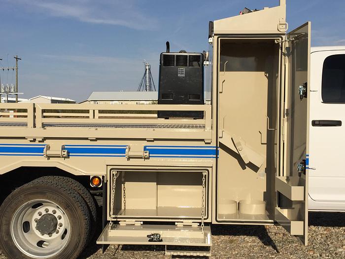 Used Flattank/Pickup Support Truck