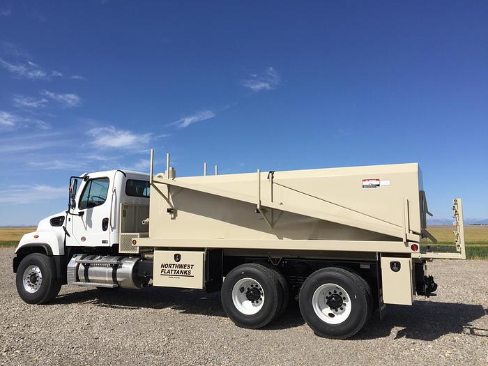 Used Flattanks/Gravel Support Truck