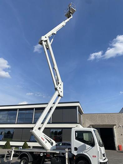 Usato 2013 RENAULT MAXITY CON PIATTAFORMA CMC TB 260