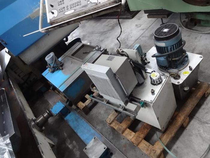 Utilisé Fraiseuse CN banc fixe MTE BF 3200 Marque MTE