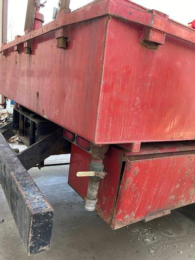 Used 1994 Mack RD600GK Water Truck