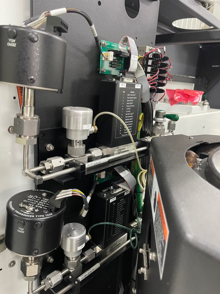 Used AMAT  P5000 2 Chamber Oxide system