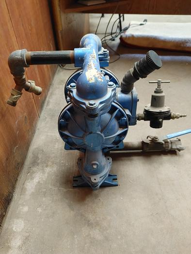 Used Sandpiper EB1-M TN-3-S 511568 Diaphram Pump(c)