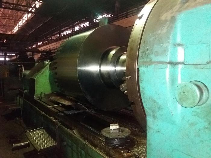 Used 1979 KOLOMNA 5V375 (D1250,M50) Semiautomatic  horizontal gear hobbing for cylindrical wheels