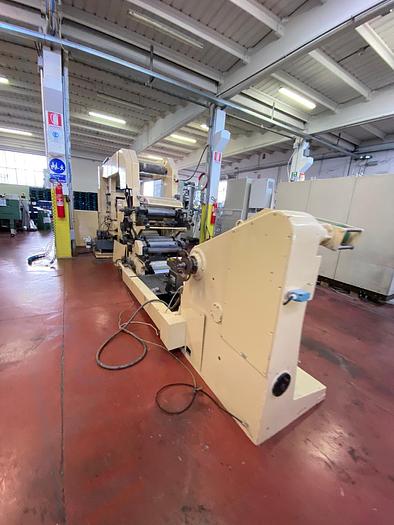 Usato OMET MACCHINA PRODUZIONE TOVAGLIOLI DI CARTA 5 TV