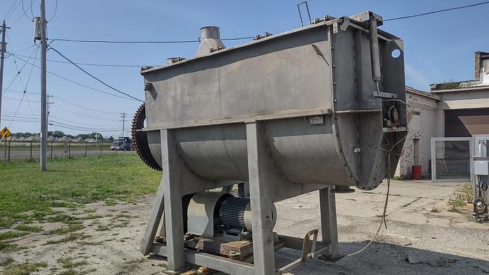 Used 250 CU. FT. DAY RIBBON BLENDER - S/S