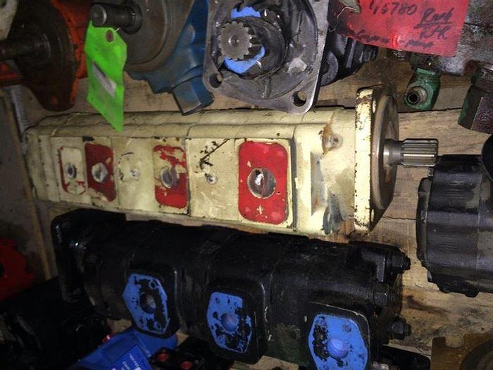 Used Hydraulic Pump - 313-9640-029-U