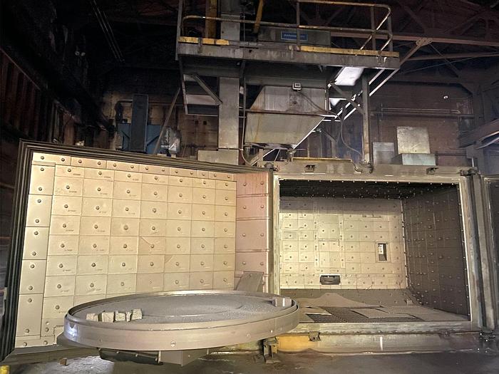 Used 1981 PANGBORN 8-LN 8' DOUBLE DOOR SWING TABLE