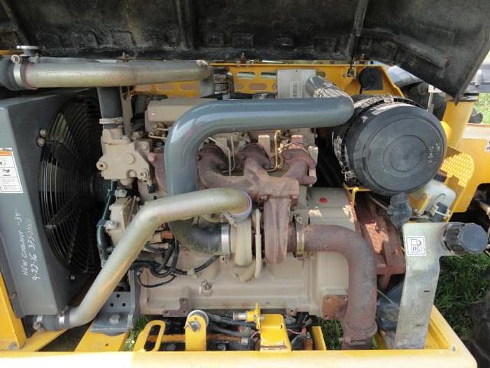 Used 2011 GEHL DL12-40