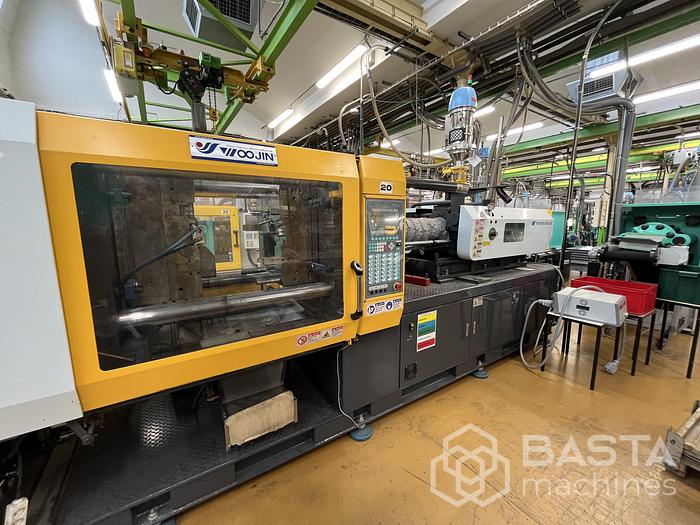 Good condition WOOJIN SELEX NE280 Injection Molding Machine (2006 ) for Sale at BASTA MACHINES s...