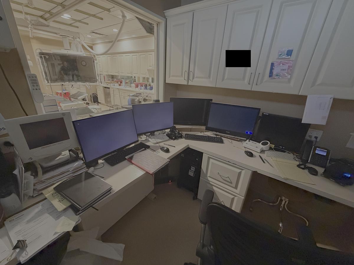 Used 2020 Philips Azurion 3