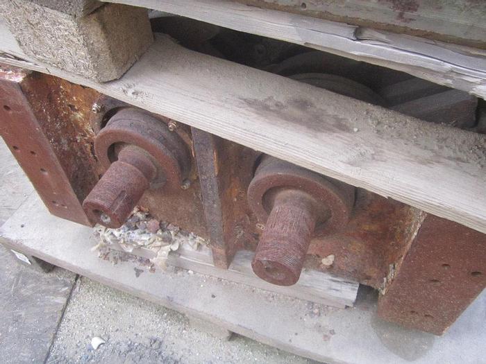 Used Grinder, Plastic, C/st, Less Drive, Parts Machine only #S739665