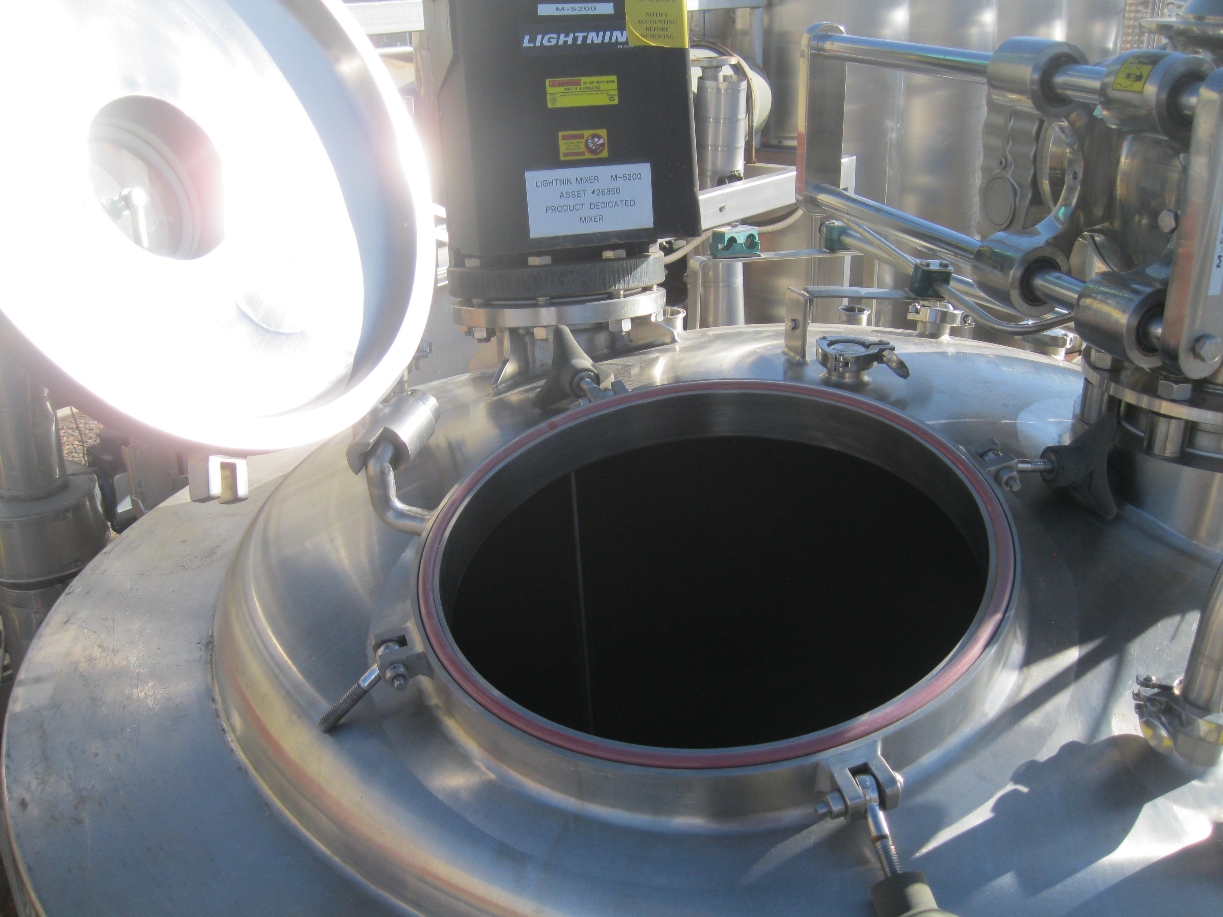 Refurbished 500 GALLON PRESSURE/VACUUM MIX TANK