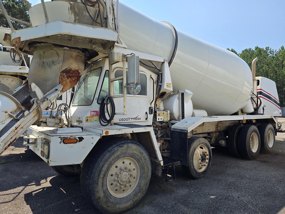 Used (2) 2007 OSHKOSH -FRONT DISCHARGE