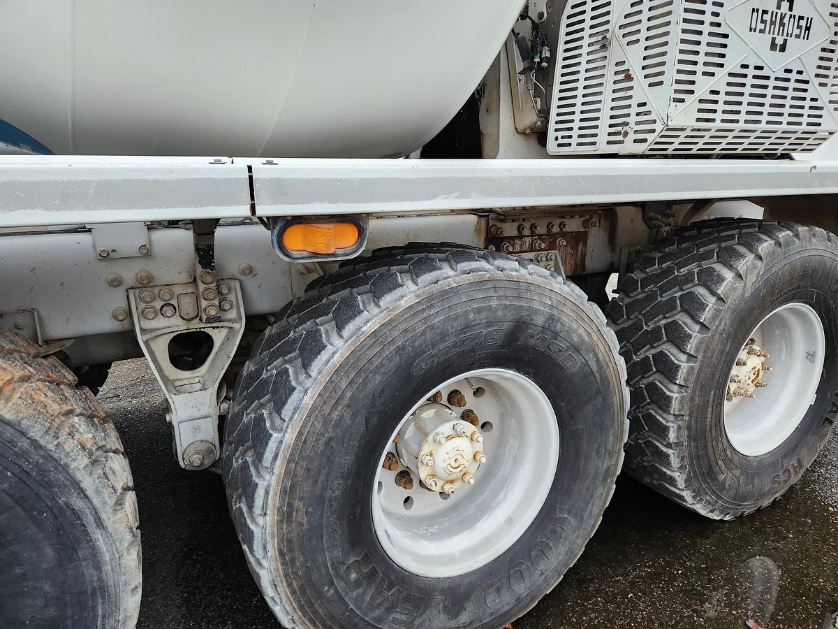 Used (2) 2016 AND (1) 2015 OSHKOSH TRIAXLE MIXERS! THESE ARE SISTER TRUCKS AND ARE READY FOR WORK TODAY!!