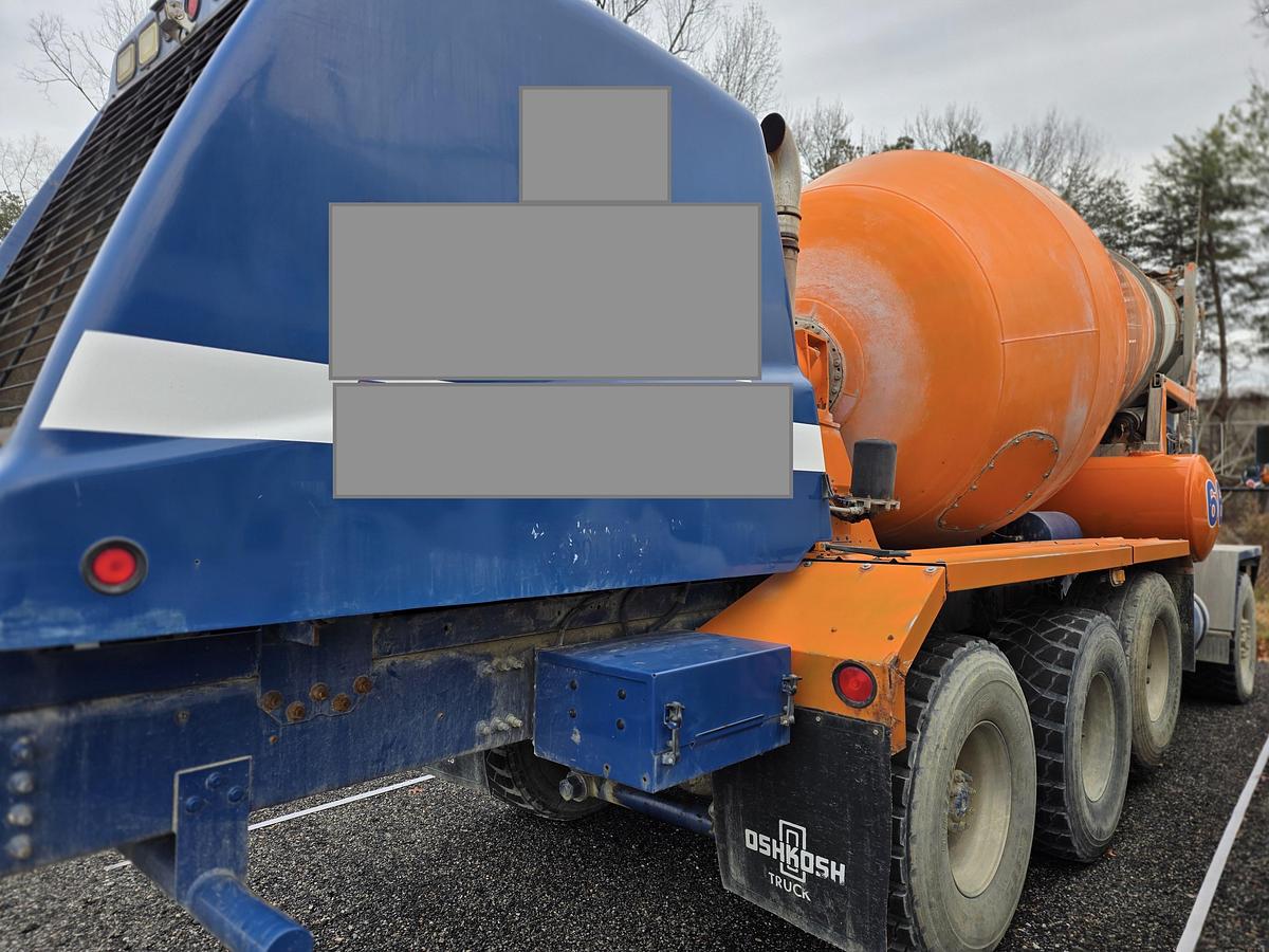 Used 2008 Oshkosh Front Discharge