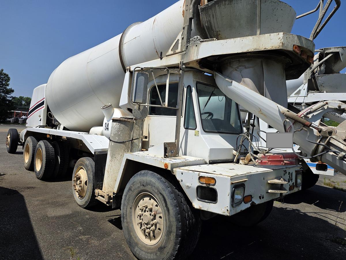 Used (2) 2007 OSHKOSH -FRONT DISCHARGE
