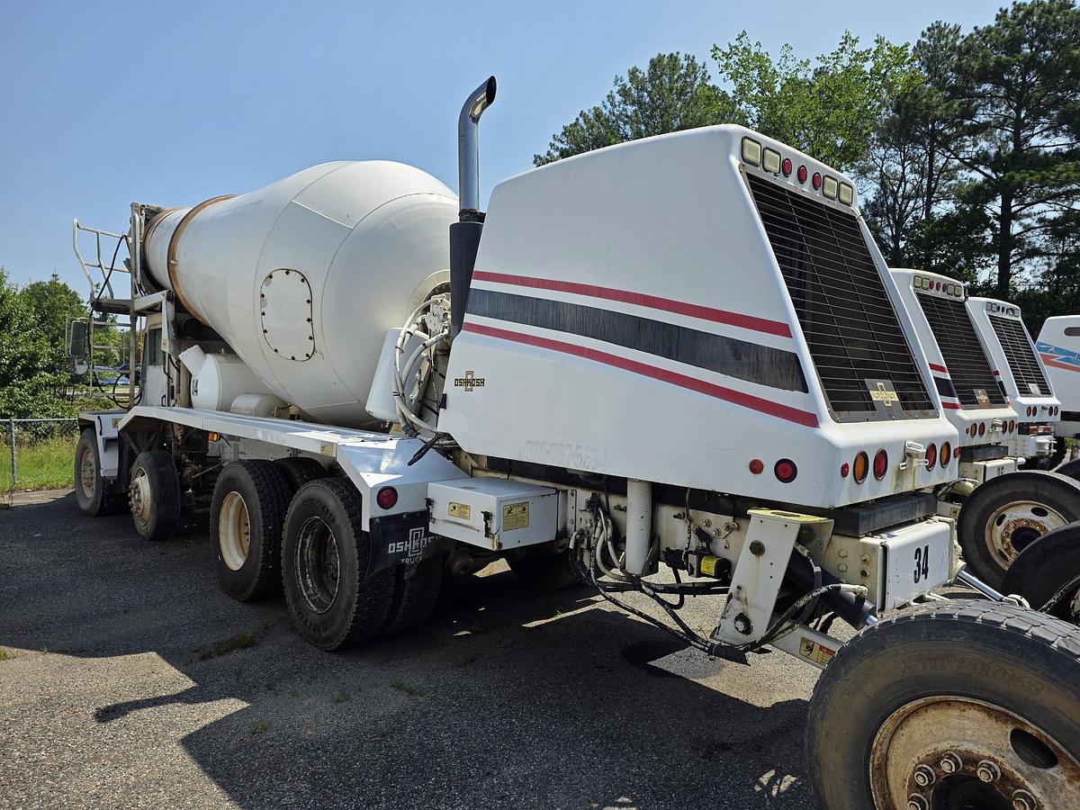 Used (2) 2007 OSHKOSH -FRONT DISCHARGE