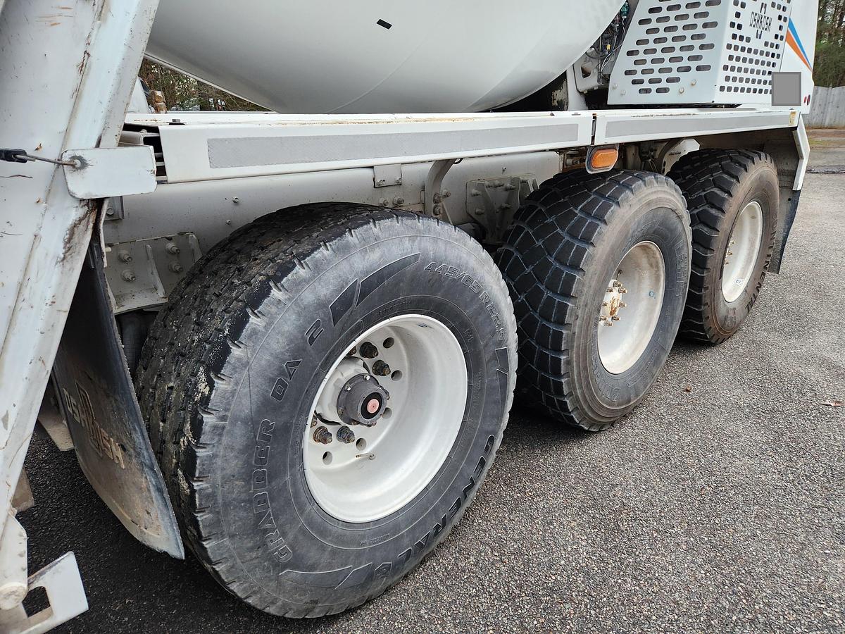 Used (2) 2016 AND (1) 2015 OSHKOSH TRIAXLE MIXERS! THESE ARE SISTER TRUCKS AND ARE READY FOR WORK TODAY!!