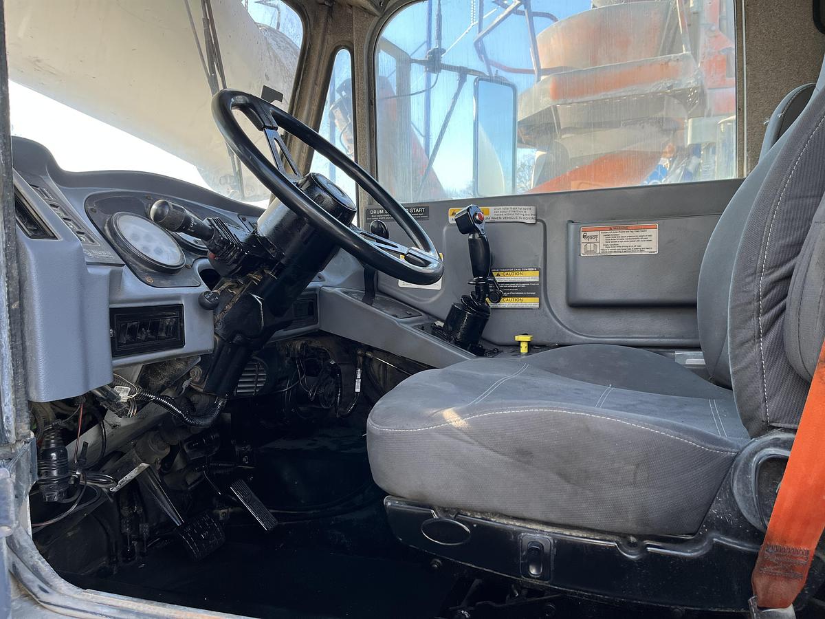 Used (2) 2015 Oshkosh Tri-Axle #16