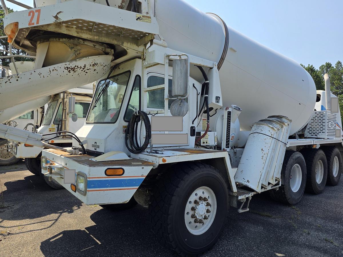 Used (2) 2016 AND (1) 2015 OSHKOSH TRIAXLE MIXERS! THESE ARE SISTER TRUCKS AND ARE READY FOR WORK TODAY!!