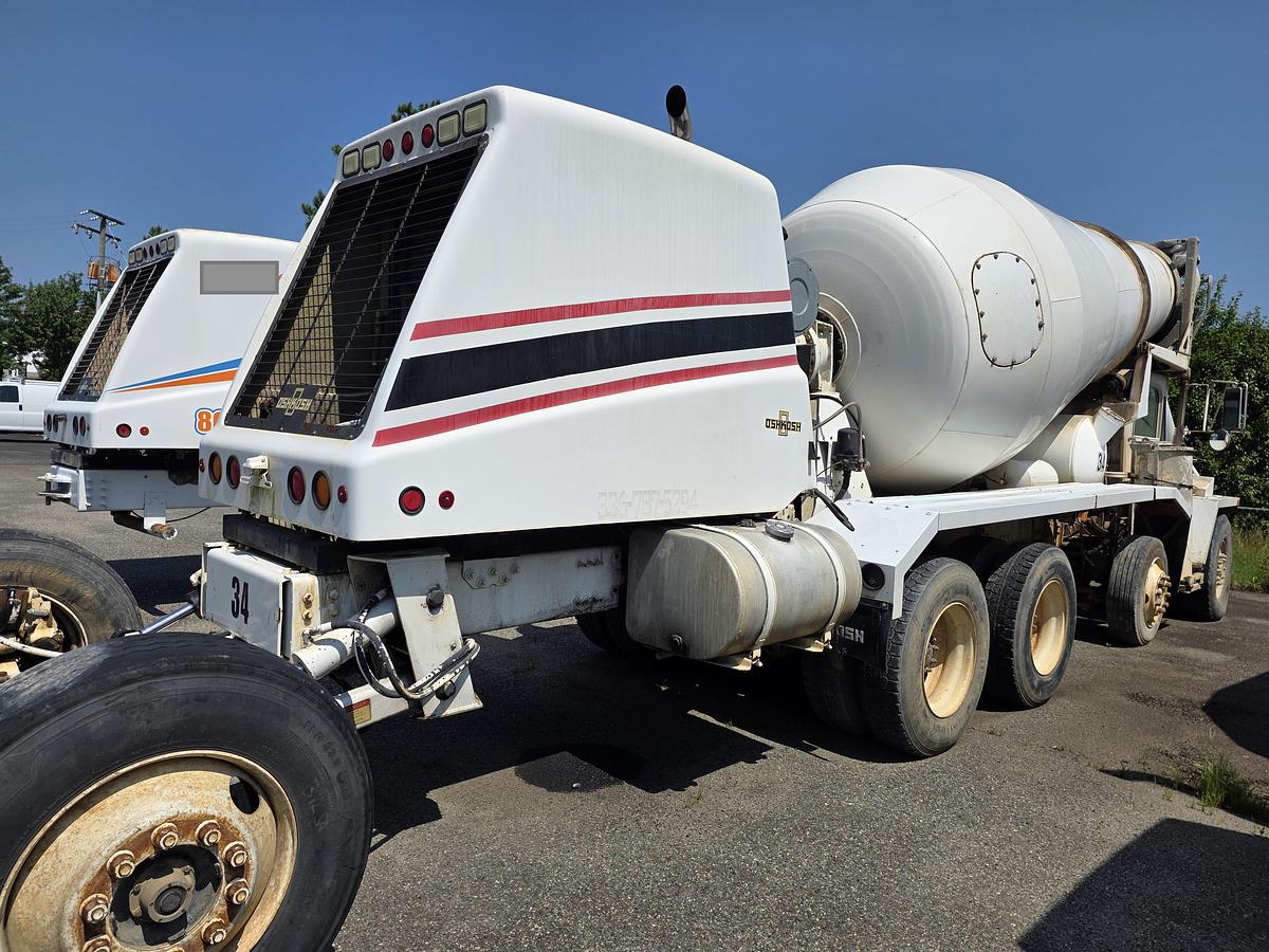 Used (2) 2007 OSHKOSH -FRONT DISCHARGE