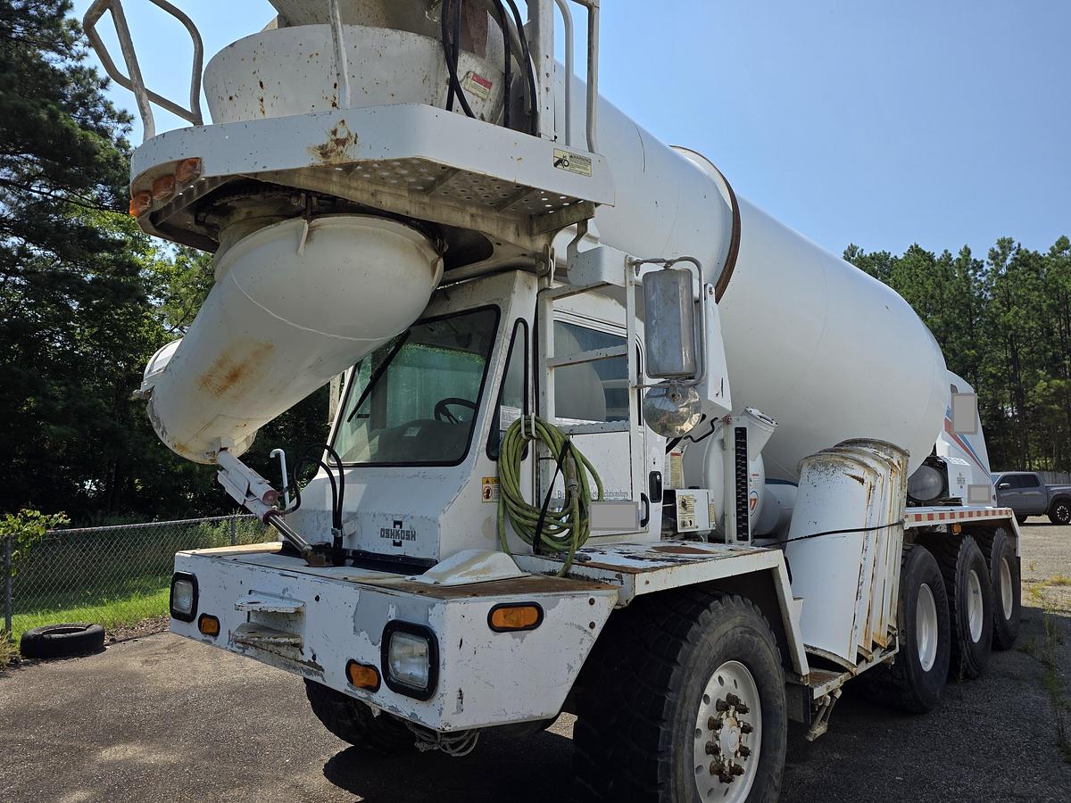 Used (2) 2016 AND (1) 2015 OSHKOSH TRIAXLE MIXERS! THESE ARE SISTER TRUCKS AND ARE READY FOR WORK TODAY!!
