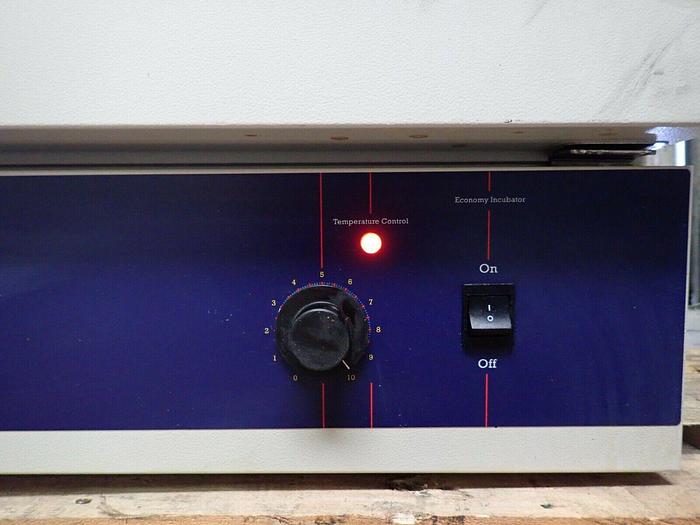 Used Precision Cat. No. 51221089 Incubator 51221089