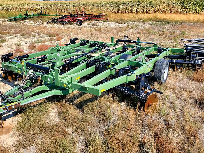 Used 2012 Wishek 842NT-24