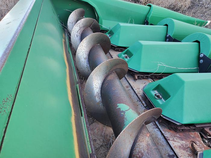 Used 12r22 John Deere Corn Header