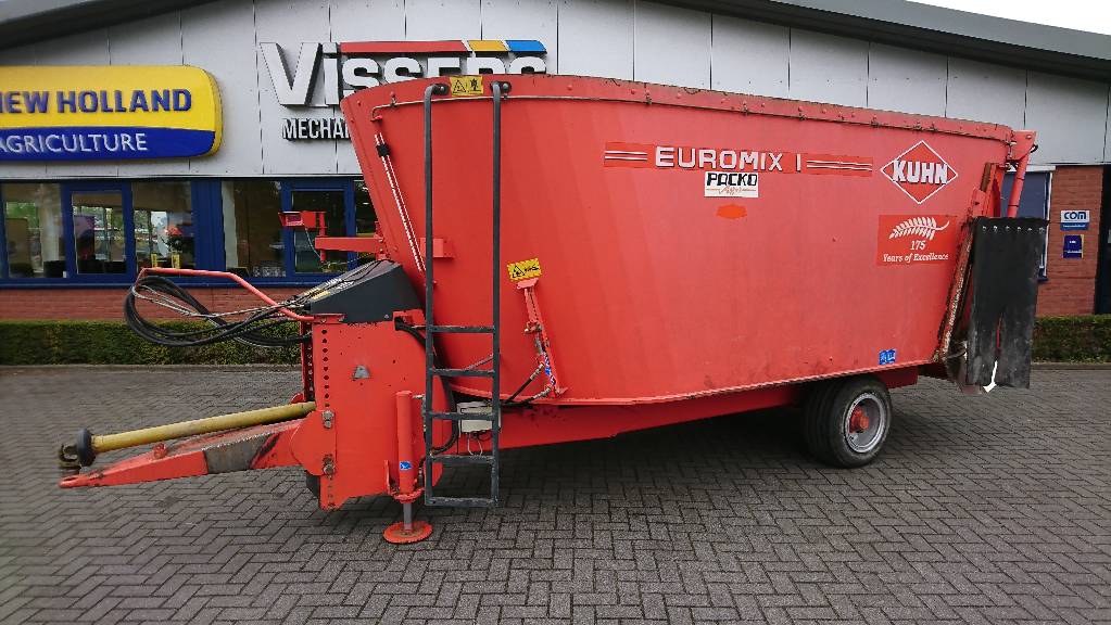 Gebruikt 2005 Kuhn EuroMix 1670