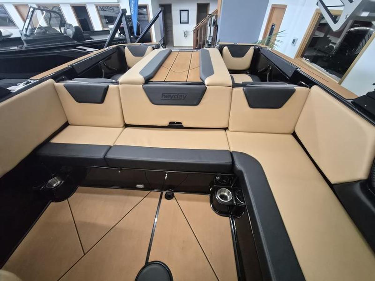 2026 Heyday Wake Boats WT-2DC