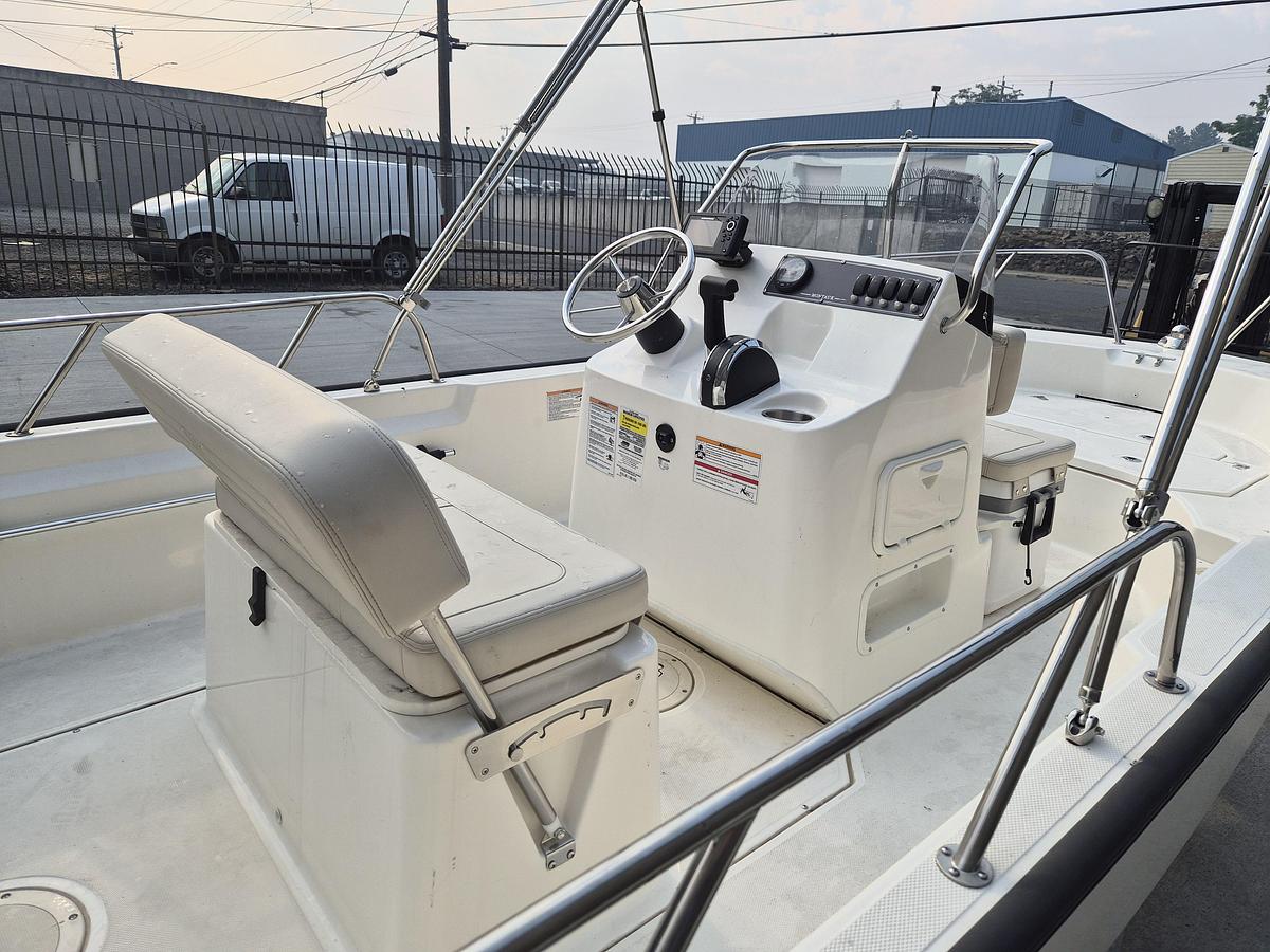 Used 2024 Boston Whaler 170 Montauk