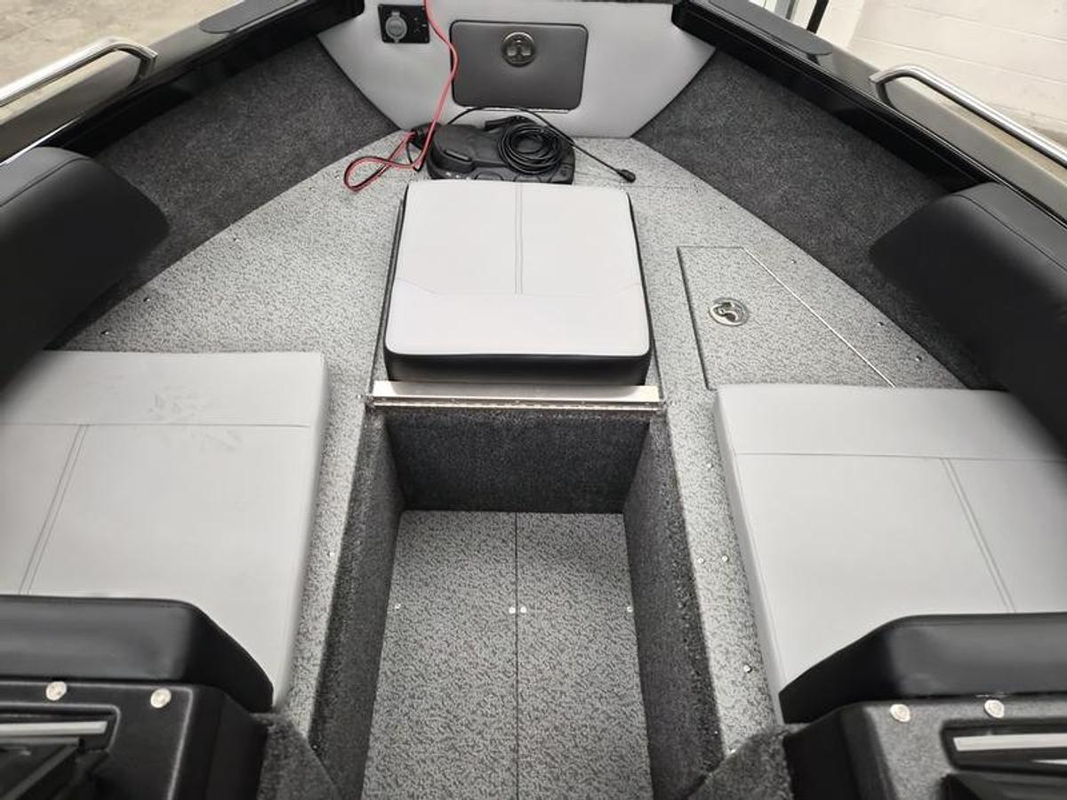 2026 Crestliner 1850 Sportfish