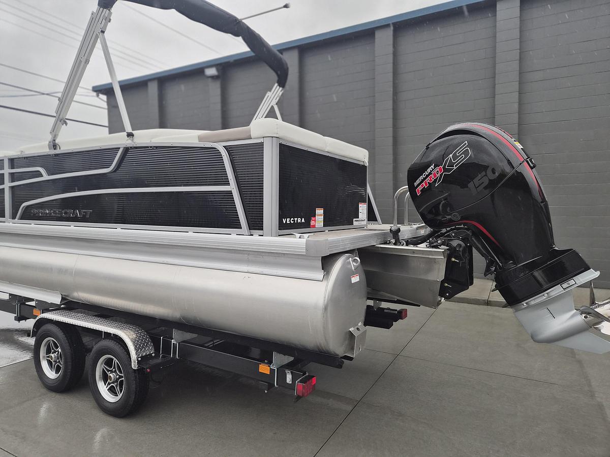 2026 Princecraft Vectra® 23 L