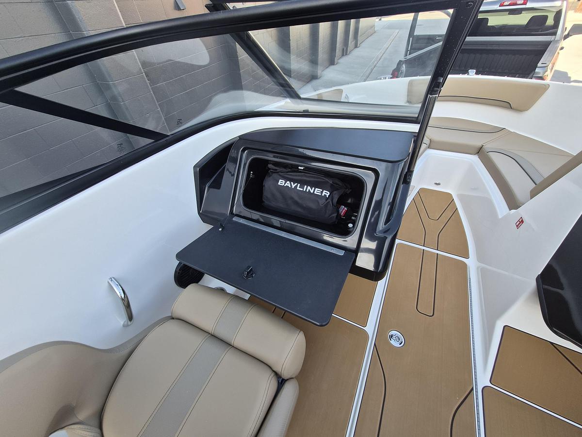 2026 Bayliner V20i Bowrider