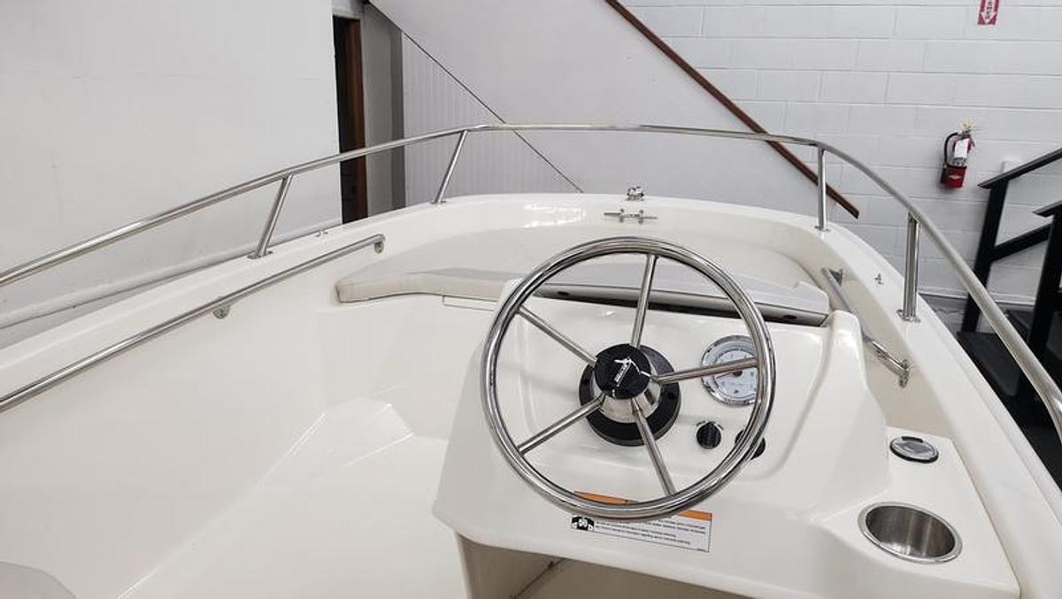 2026 Boston Whaler 130 Super Sport