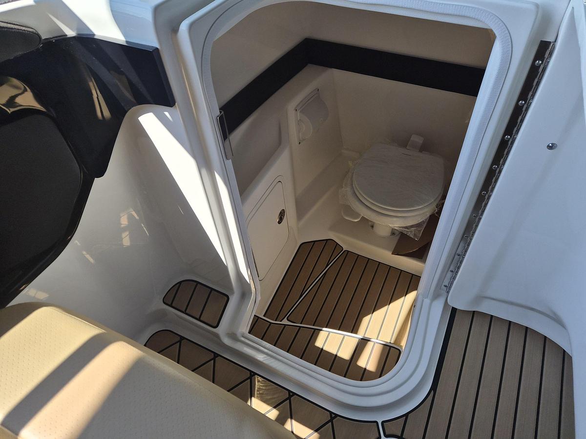2026 Sea Ray SLX 260