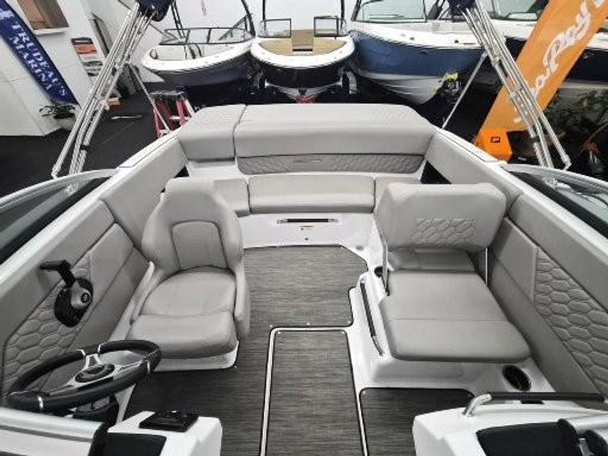 Used 2023 Four Winns H1