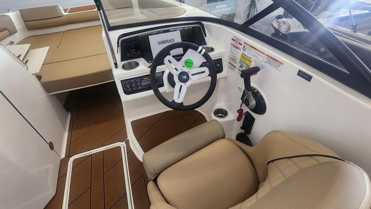 2025 Bayliner D22i