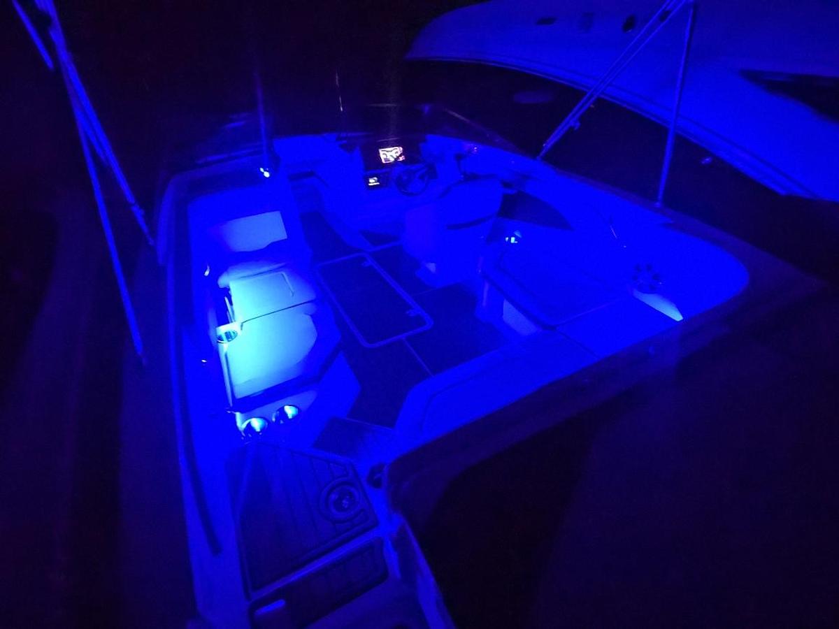 Used 2023 Sea Ray SPX 210