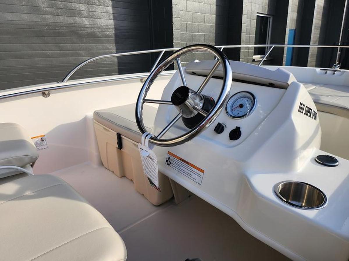 2026 Boston Whaler 160 Super Sport