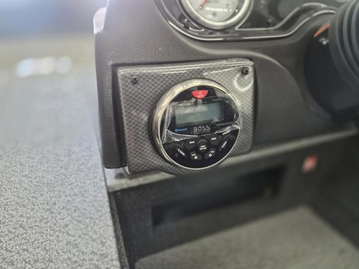 2026 Crestliner 1650 Hawk Walkthrough