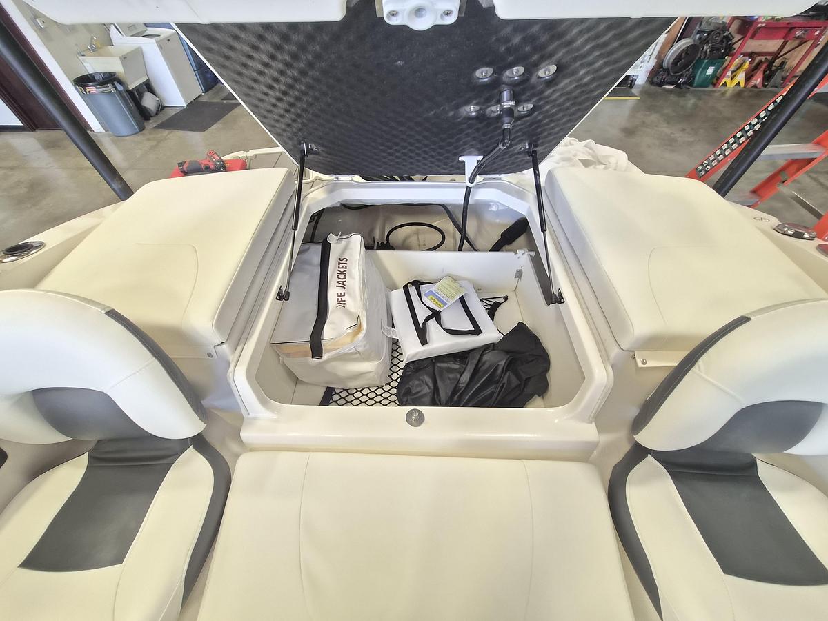 Used 2024 Chaparral 21 SSI-OB