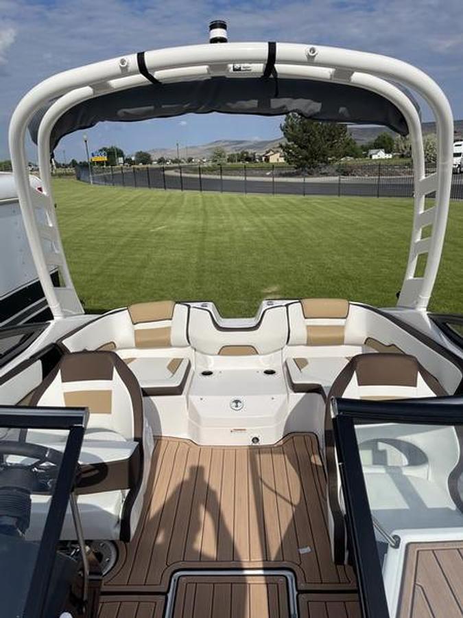 Used 2023 Yamaha Boats 195S