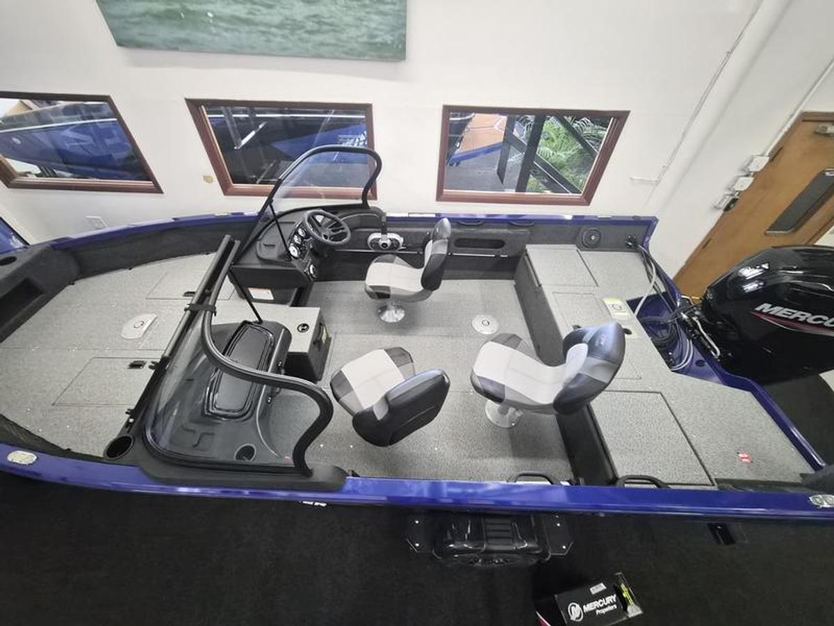 2026 Crestliner 1750 Hawk Walkthrough