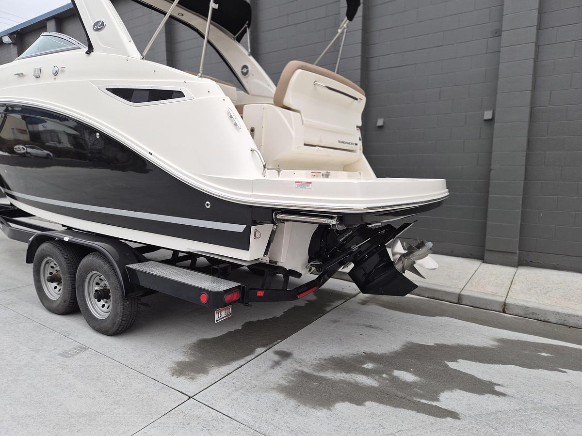 Used 2017 Sea Ray 260DA
