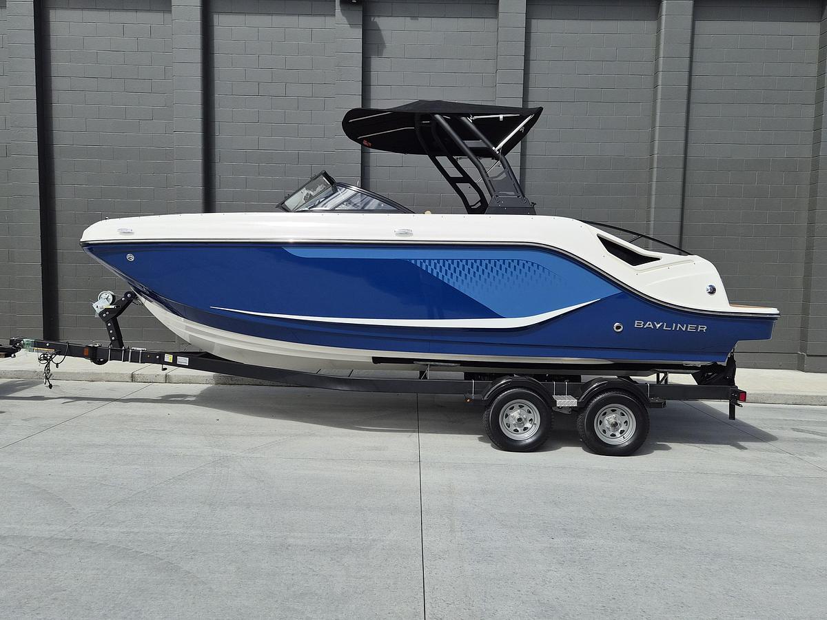2025 Bayliner D22i