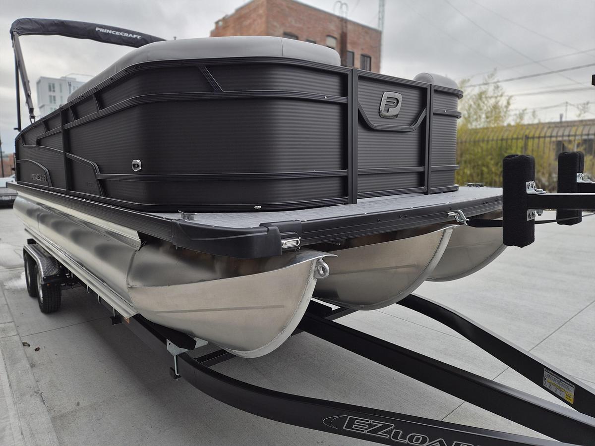 2026 Princecraft Vectra® 23 RL Performance